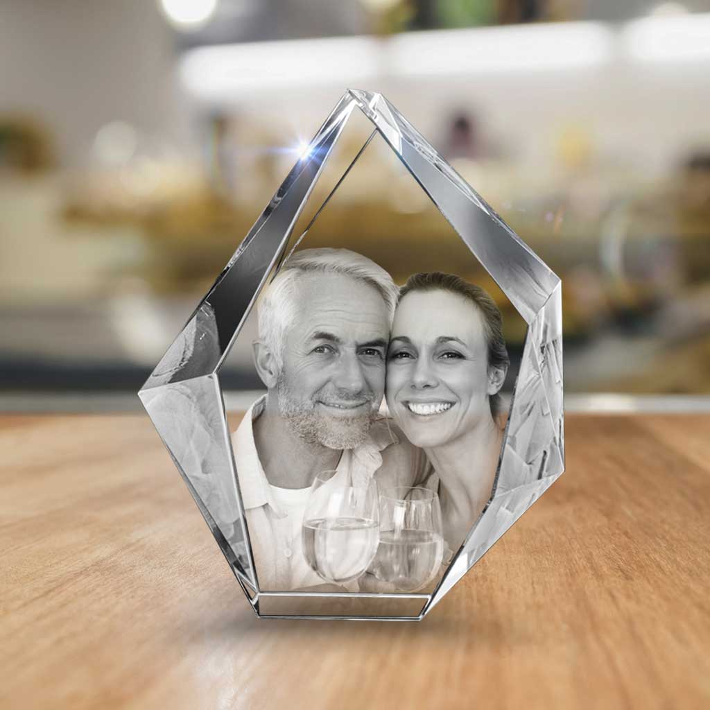 Anniversary Prestige - The best 3D crystal gifts in the world!