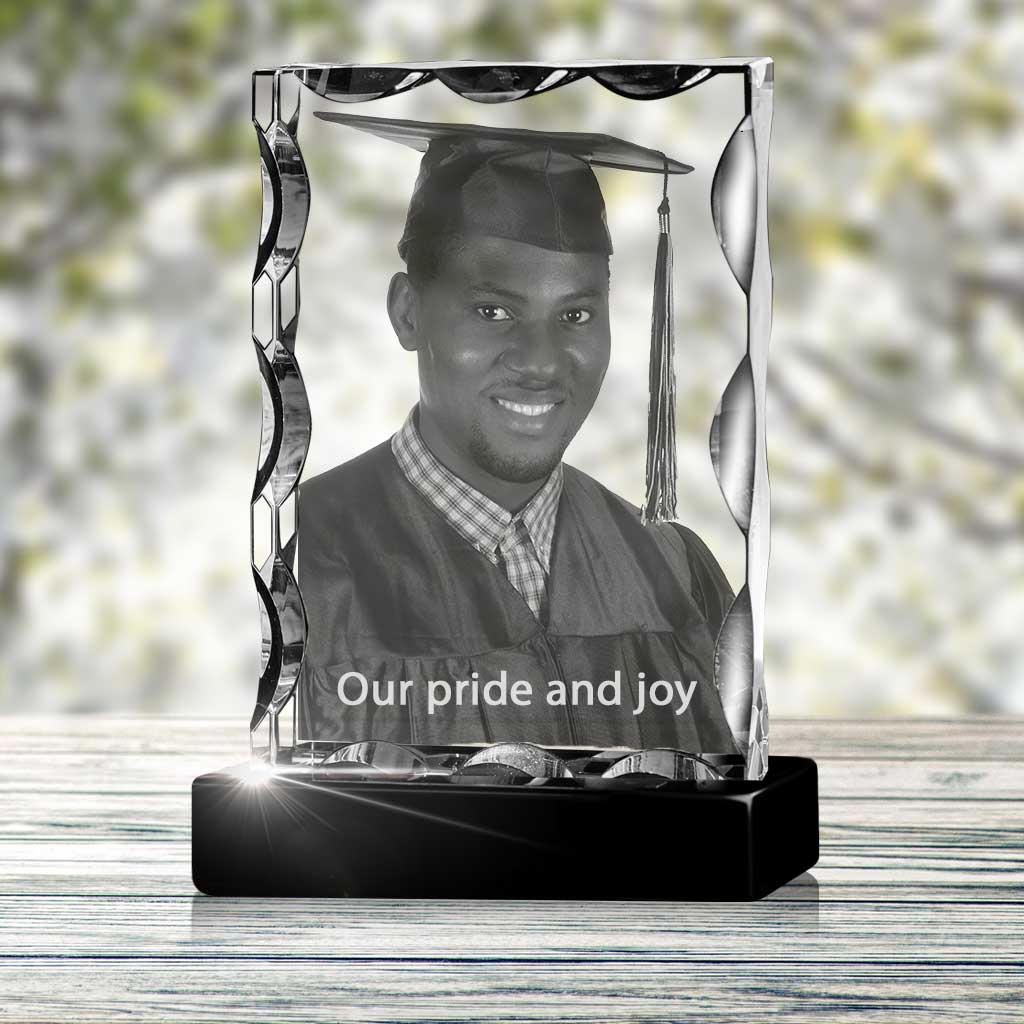 Graduation Serrated Portrait - 2D - The best 3D crystal gifts in the world!